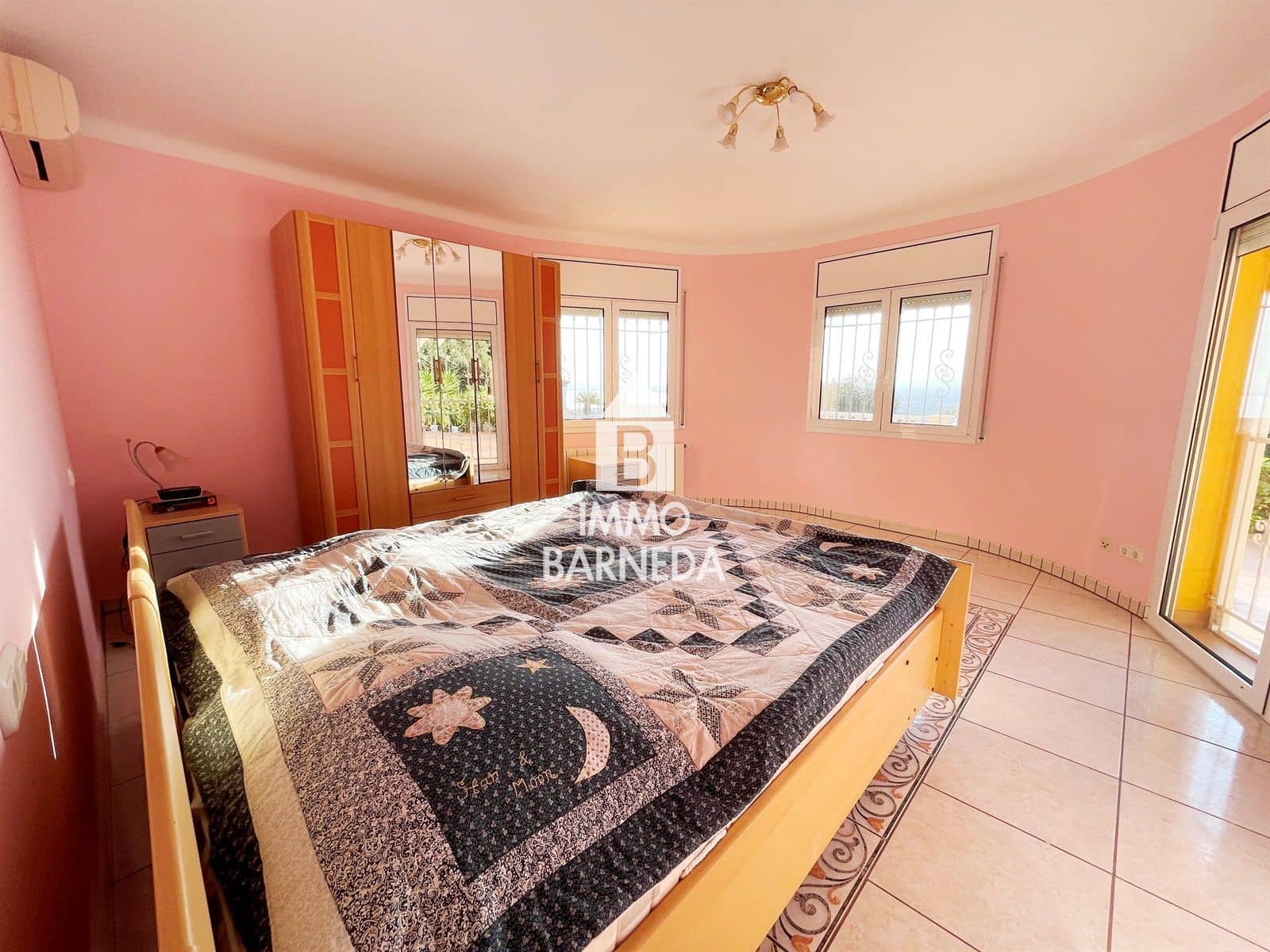4 bedroom Villa for sale in El Mas Fumats with pool garage - € 780,000 (Ref: 8835349)