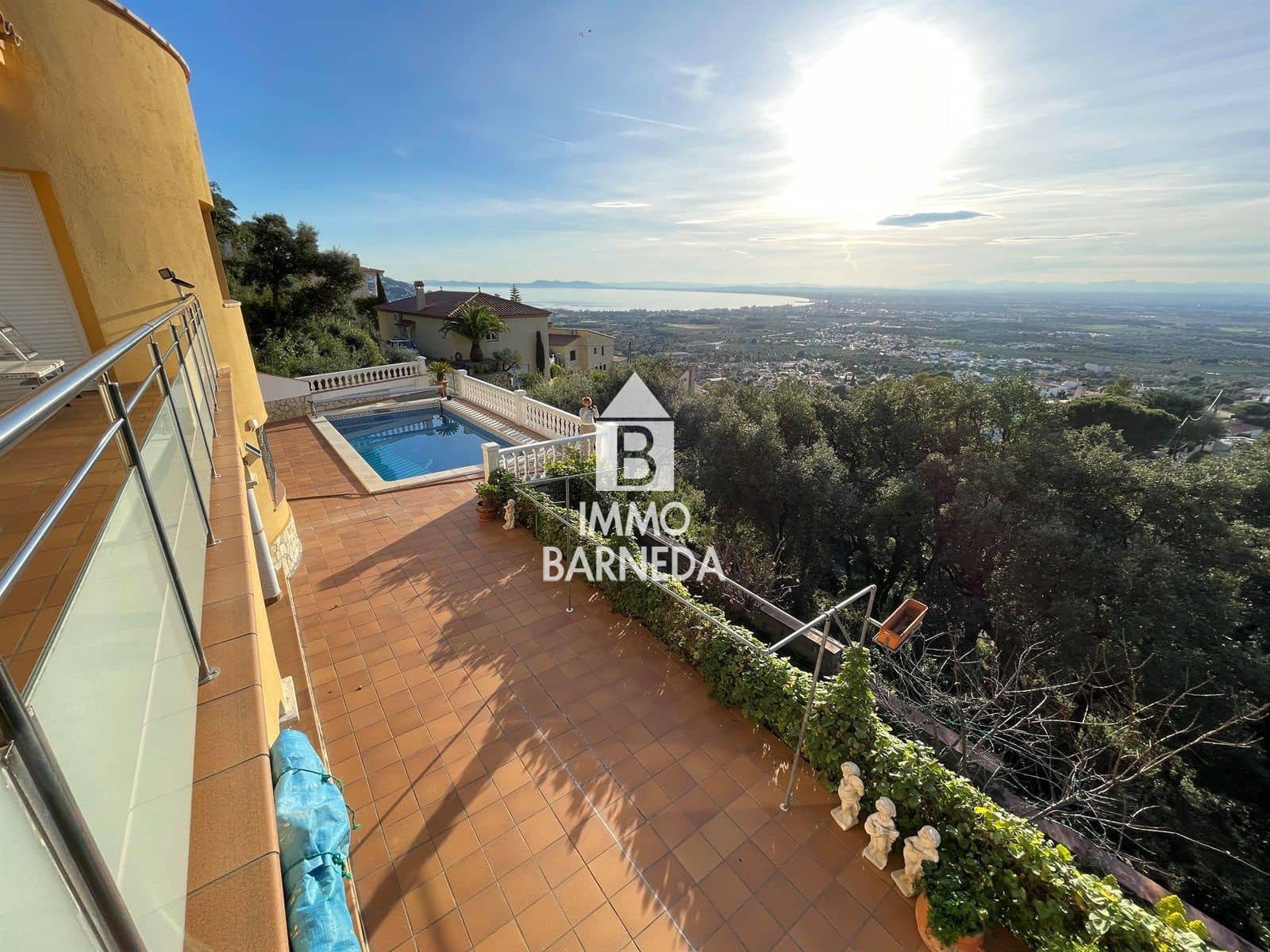 4 bedroom Villa for sale in El Mas Fumats with pool garage - € 780,000 (Ref: 8835349)