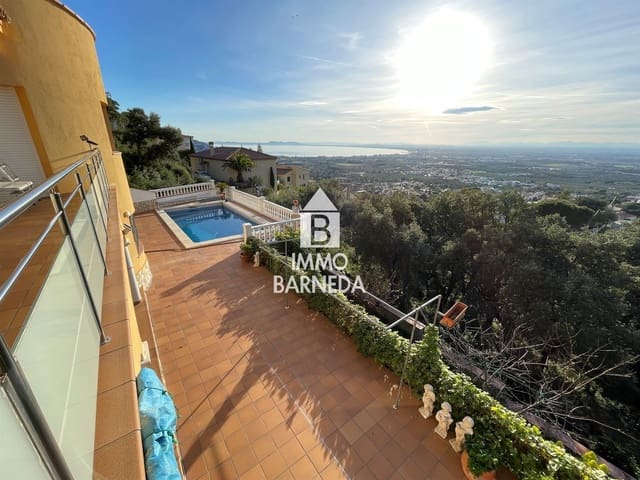 4 chambre Villa/Maison à vendre à El Mas Fumats, Roses avec piscine garage - 780 000 € (Ref: 8835349)