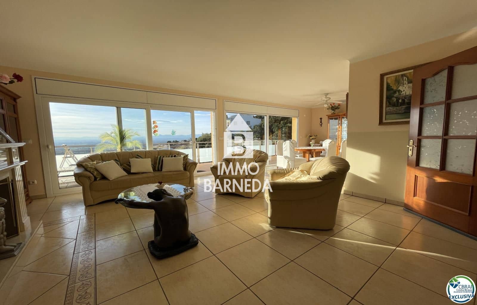 4 bedroom Villa for sale in El Mas Fumats with pool garage - € 780,000 (Ref: 8835349)