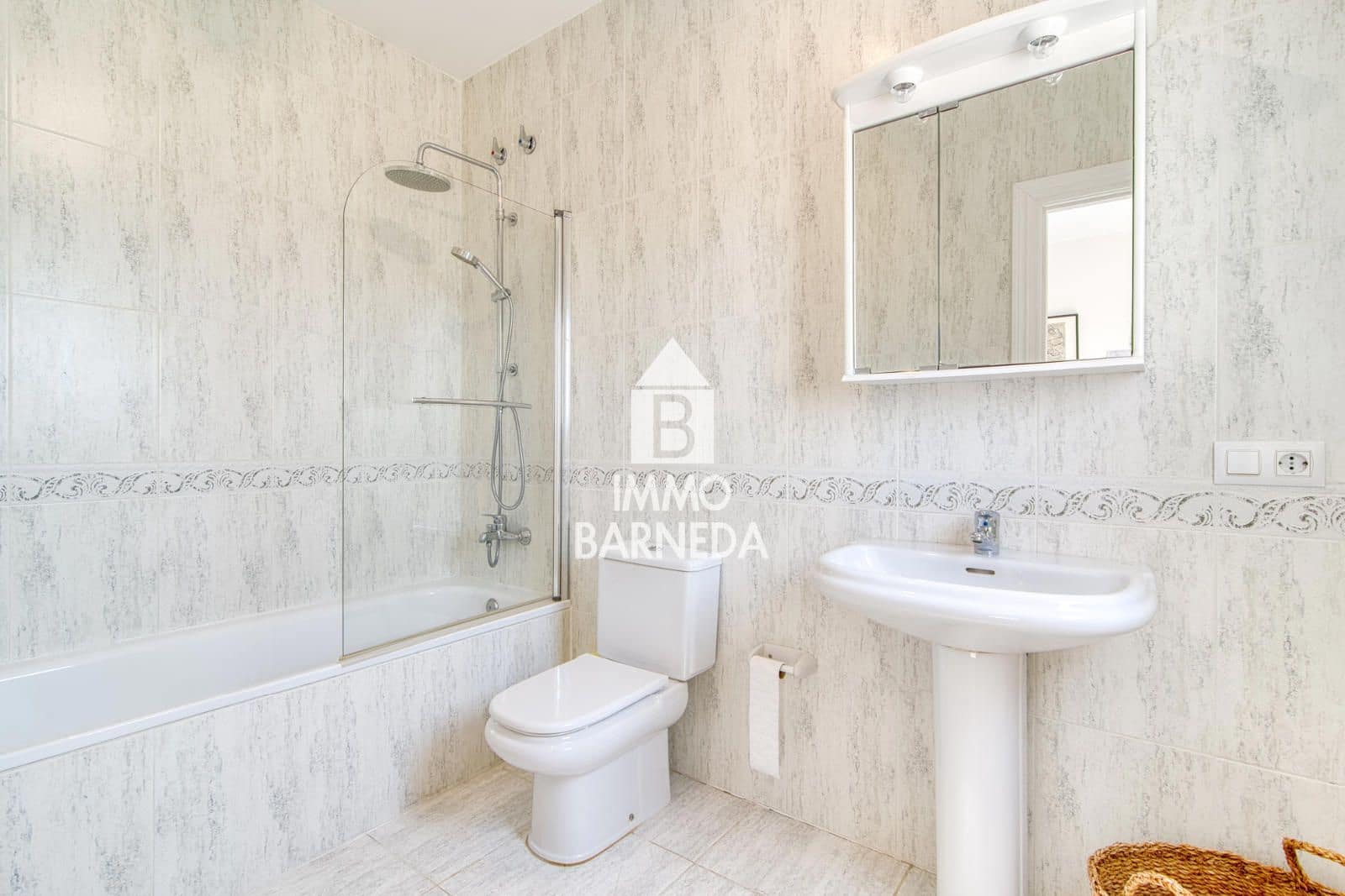 3 bedroom Villa for sale in Palau-saverdera with pool garage - € 565,000 (Ref: 8835367)