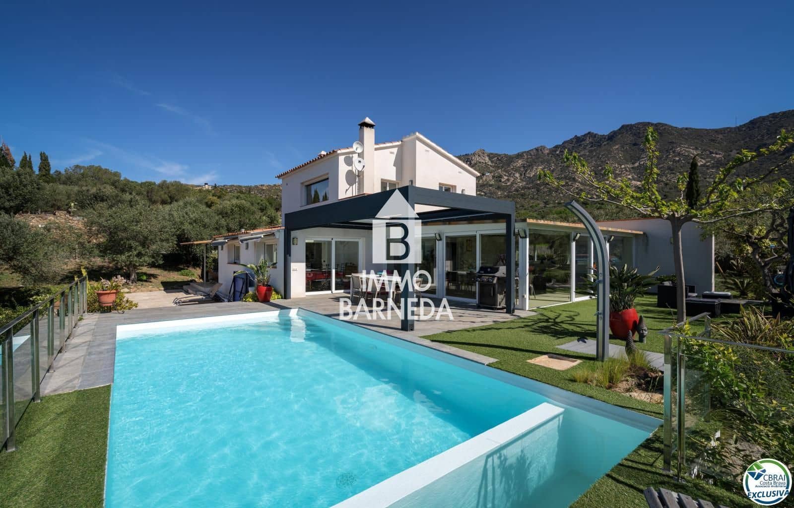 3 slaapkamer Villa te koop in Palau-saverdera met zwembad garage - € 890.000 (Ref: 8835369)