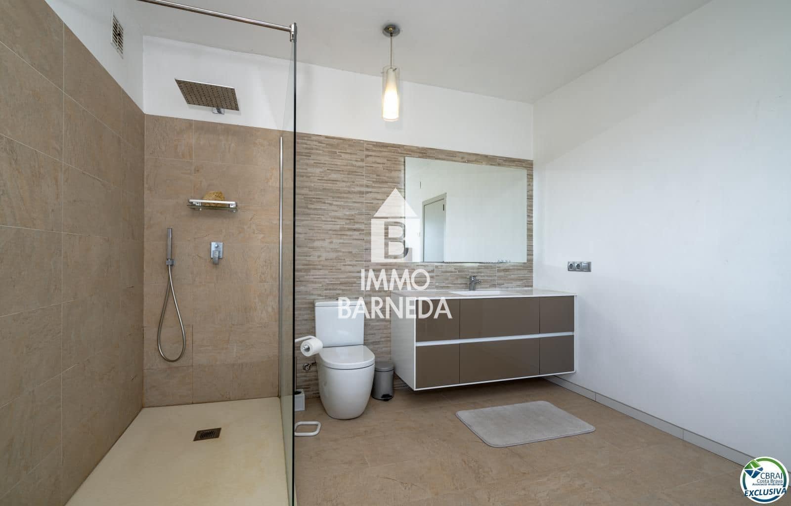 3 slaapkamer Villa te koop in Palau-saverdera met zwembad garage - € 890.000 (Ref: 8835369)