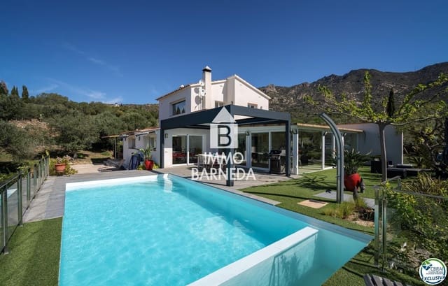 3 bedroom Villa for sale in Palau-saverdera with pool garage - € 890,000 (Ref: 8835369)