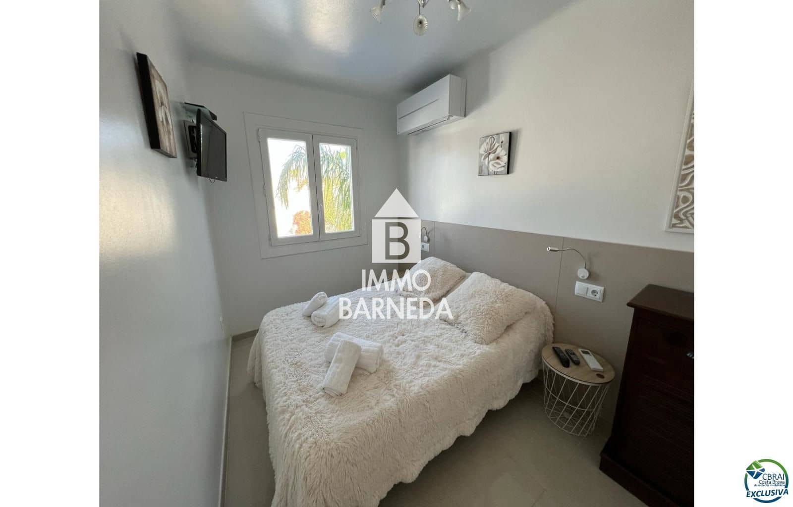 4 slaapkamer Villa te koop in Empuriabrava met zwembad garage - € 1.099.000 (Ref: 8835370)