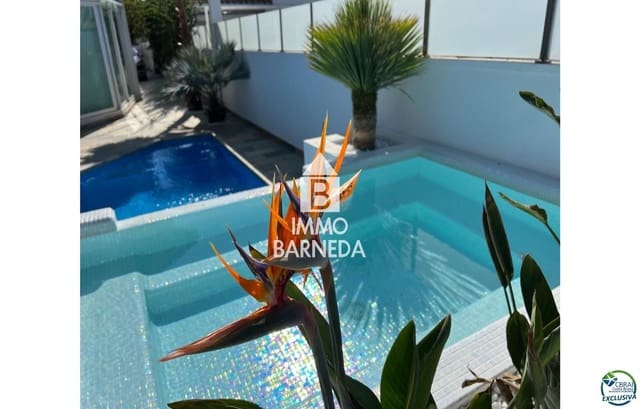 4 slaapkamer Villa te koop in Empuriabrava, Castelló d'Empúries met zwembad garage - € 1.099.000 (Ref: 8835370)