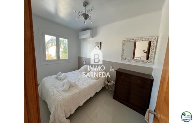 4 slaapkamer Villa te koop in Empuriabrava, Castelló d'Empúries met zwembad garage - € 1.099.000 (Ref: 8835370)