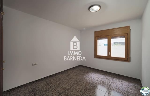 3 makuuhuone Asunto myytävänä paikassa Roses - 199 000 € (Ref: 8885054)