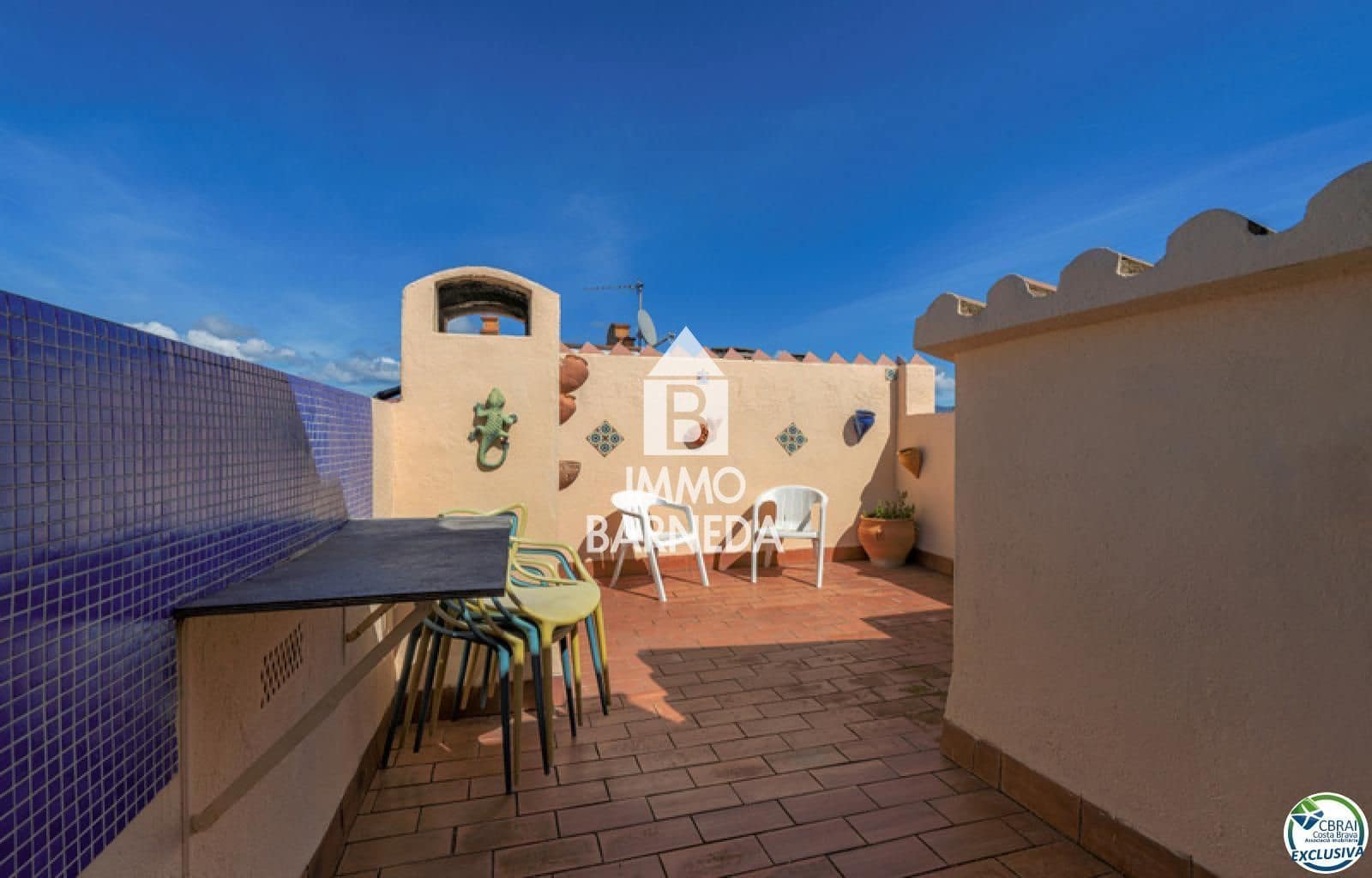 Piso de 2 habitaciones en Empuriabrava en venta con piscina - 188.000 € (Ref: 8895383)