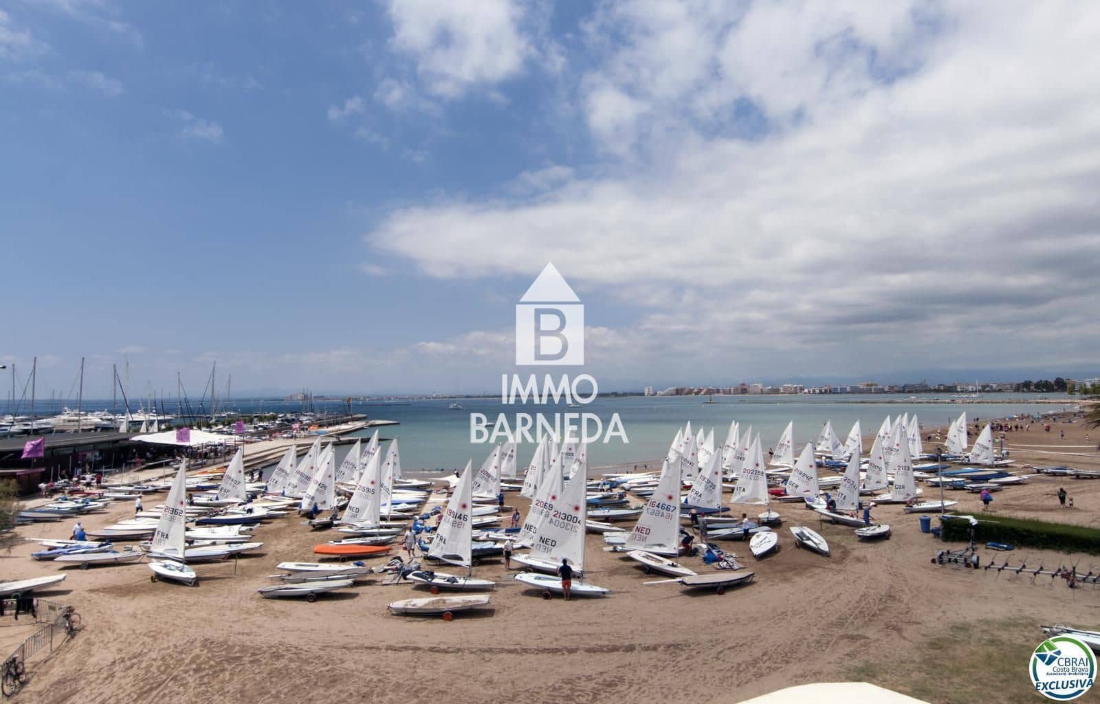 2 bedroom Flat for sale in Roses - € 169,500 (Ref: 8920316)