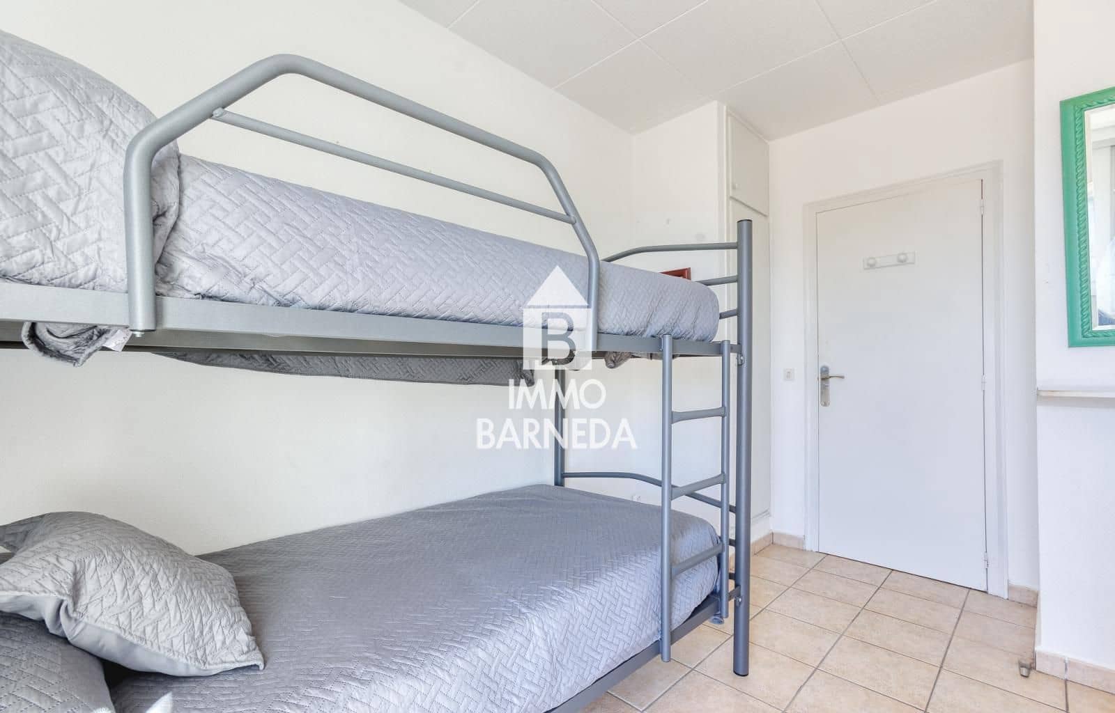 3 makuuhuone Asunto myytävänä paikassa Roses mukana 
autotalli - 459 000 € (Ref: 8939726)