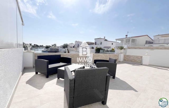 3 soveværelse Villa til salg i Empuriabrava, Castelló d'Empúries med garage - € 599.900 (Ref: 8951037)