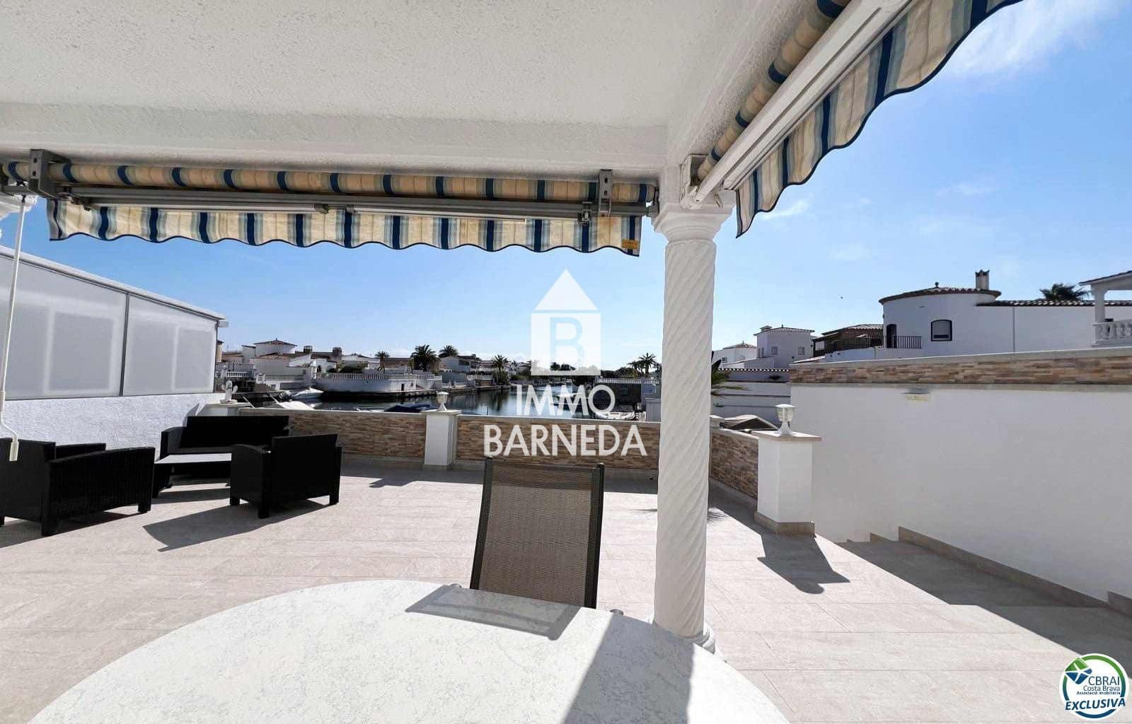 3 soveværelse Villa til salg i Empuriabrava med garage - € 599.900 (Ref: 8951037)