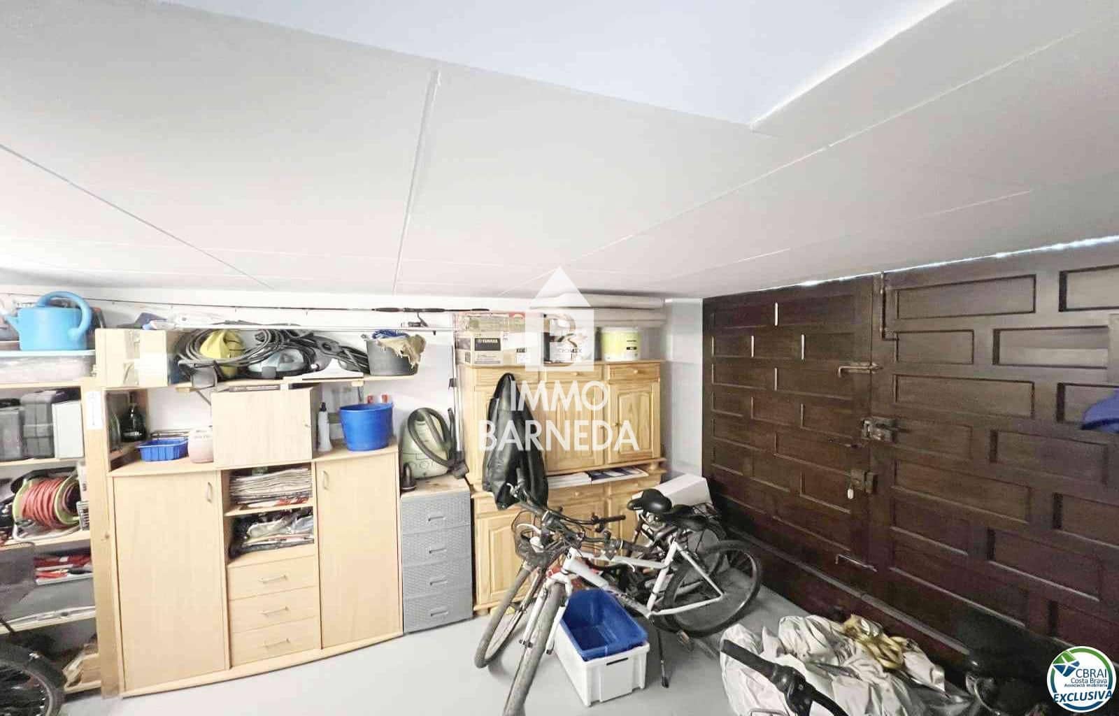 3 soveværelse Villa til salg i Empuriabrava med garage - € 599.900 (Ref: 8951037)