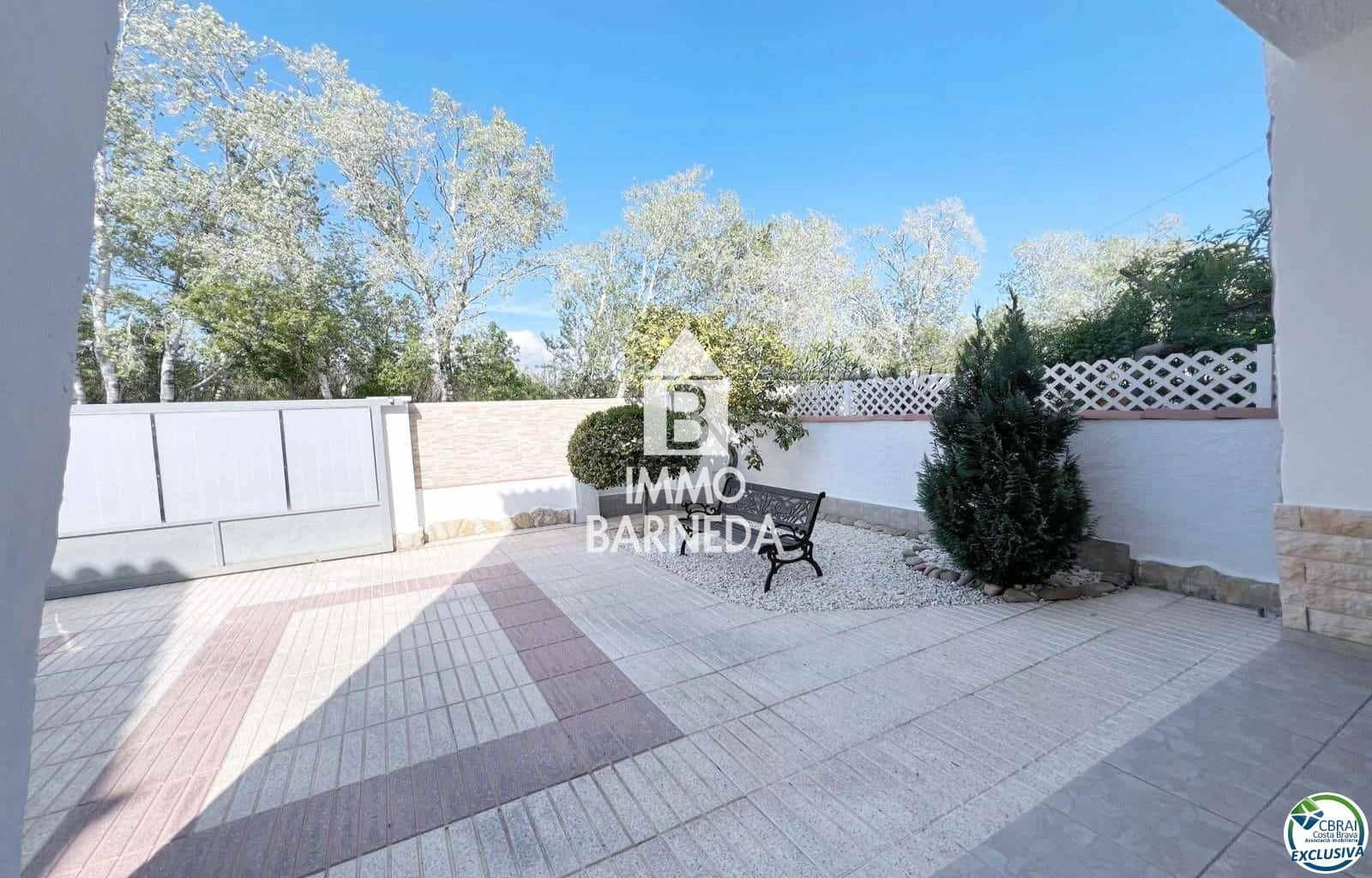 3 soveværelse Villa til salg i Empuriabrava med garage - € 599.900 (Ref: 8951037)