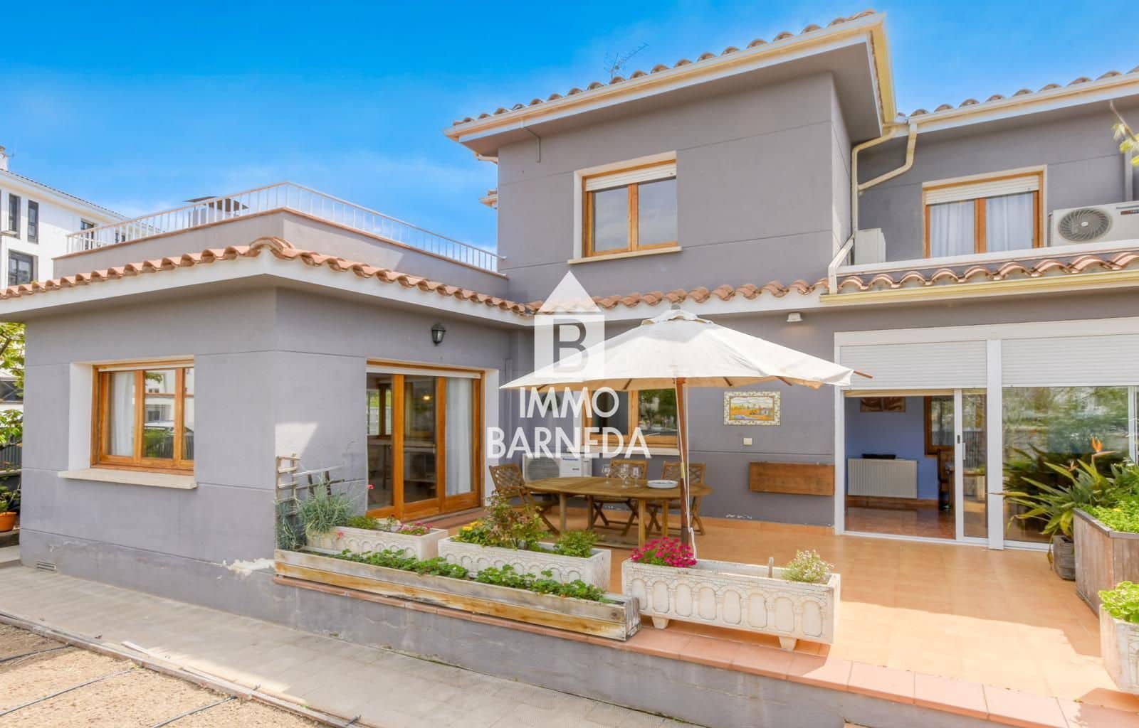 5 Zimmer Villa zu verkaufen in Roses mit Garage - 560.000 € (Ref: 8951969)