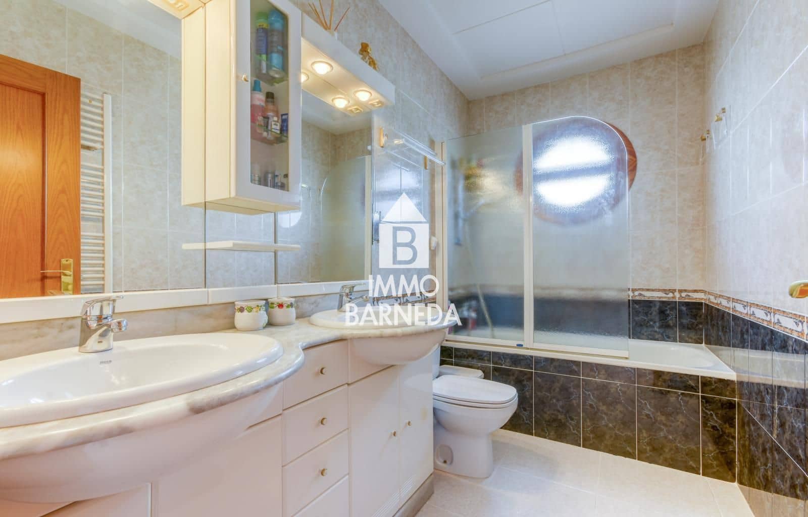 5 Zimmer Villa zu verkaufen in Roses mit Garage - 560.000 € (Ref: 8951969)