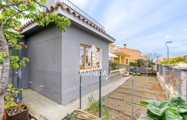 5 Zimmer Villa zu verkaufen in Roses mit Garage - 560.000 € (Ref: 8951969)