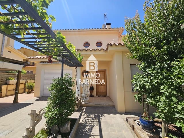 5 Zimmer Villa zu verkaufen in Roses mit Garage - 560.000 € (Ref: 8951969)