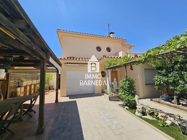 5 Zimmer Villa zu verkaufen in Roses mit Garage - 560.000 € (Ref: 8951969)