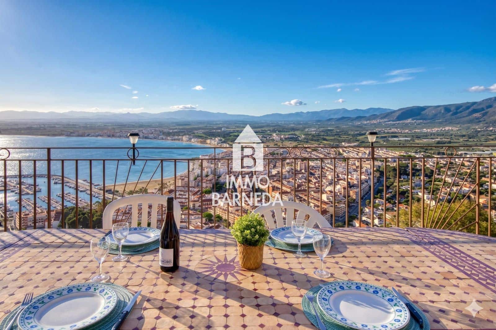 4 soverom Villa til salgs i Roses med svømmebasseng garasje - € 880 000 (Ref: 8973226)