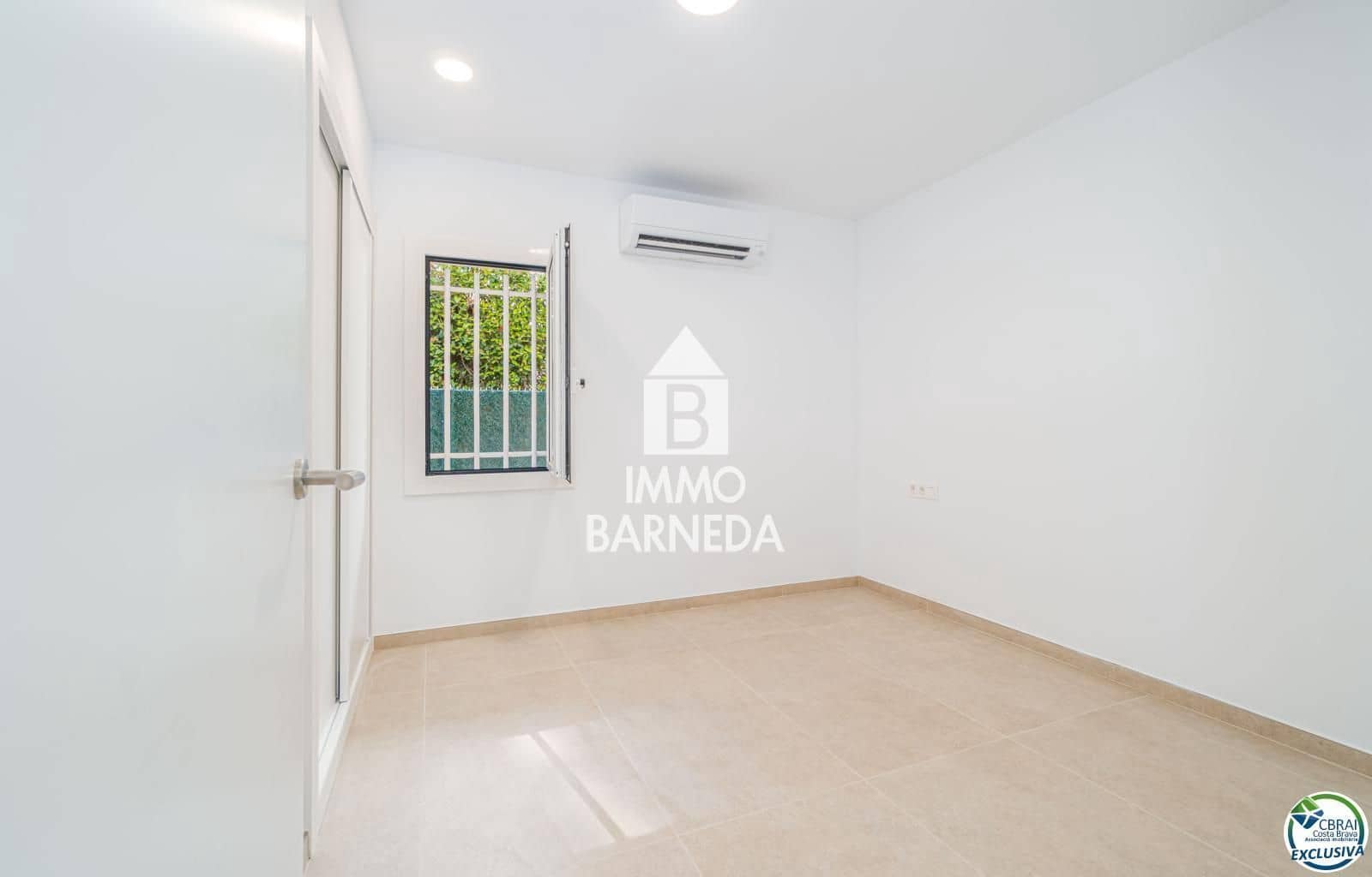 2 soveværelse Lejlighed til salg i Roses - € 268.500 (Ref: 8982894)