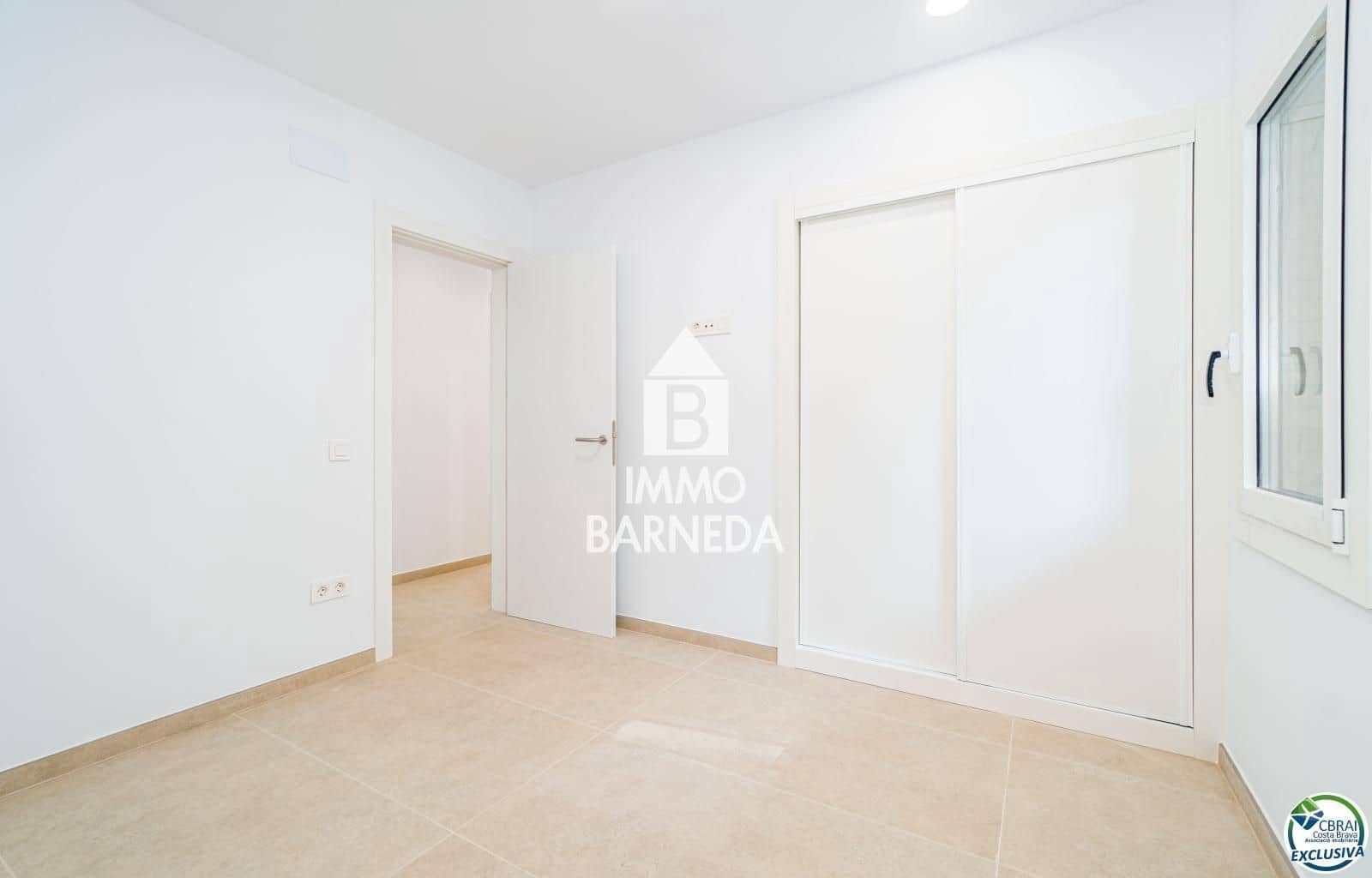 2 soveværelse Lejlighed til salg i Roses - € 268.500 (Ref: 8982894)