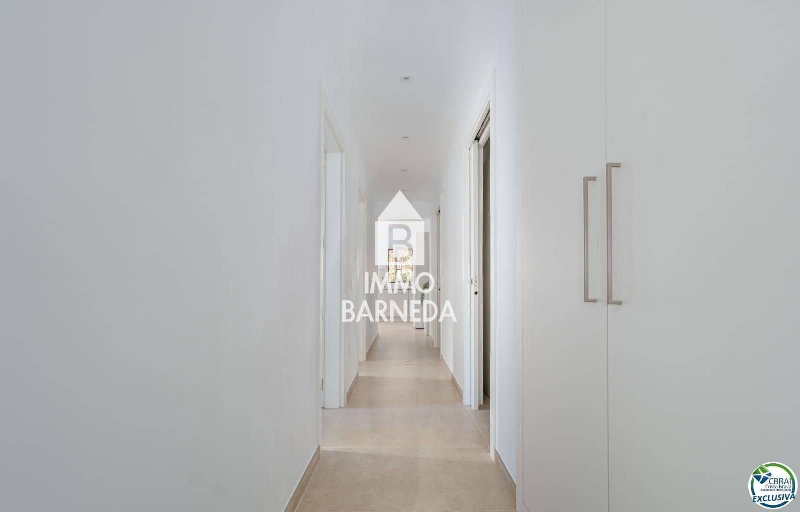 2 soveværelse Lejlighed til salg i Roses - € 268.500 (Ref: 8982894)