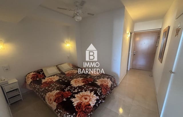 Flat te koop in Santa Margarida, Roses met zwembad - € 129.000 (Ref: 9002623)