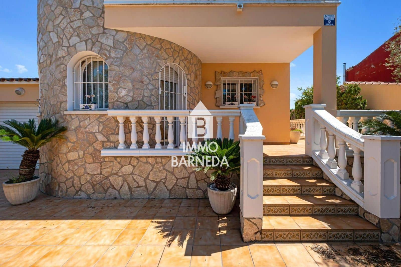 5 chambre Villa/Maison à vendre à Empuriabrava avec piscine garage - 465 000 € (Ref: 9003642)
