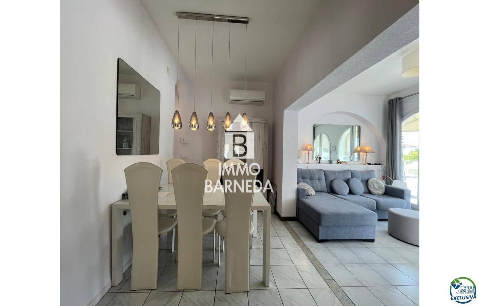 3 slaapkamer Villa te koop in Empuriabrava met zwembad garage - € 795.000 (Ref: 9003643)