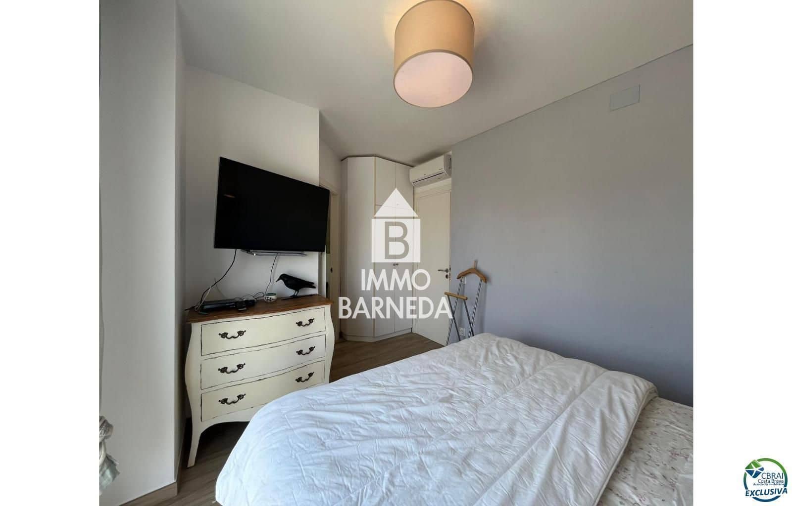 3 slaapkamer Villa te koop in Empuriabrava met zwembad garage - € 795.000 (Ref: 9003643)