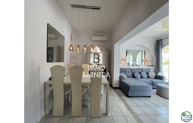 3 slaapkamer Villa te koop in Empuriabrava, Castelló d'Empúries met zwembad garage - € 795.000 (Ref: 9003643)