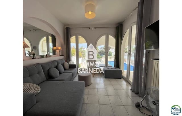 3 slaapkamer Villa te koop in Empuriabrava, Castelló d'Empúries met zwembad garage - € 795.000 (Ref: 9003643)