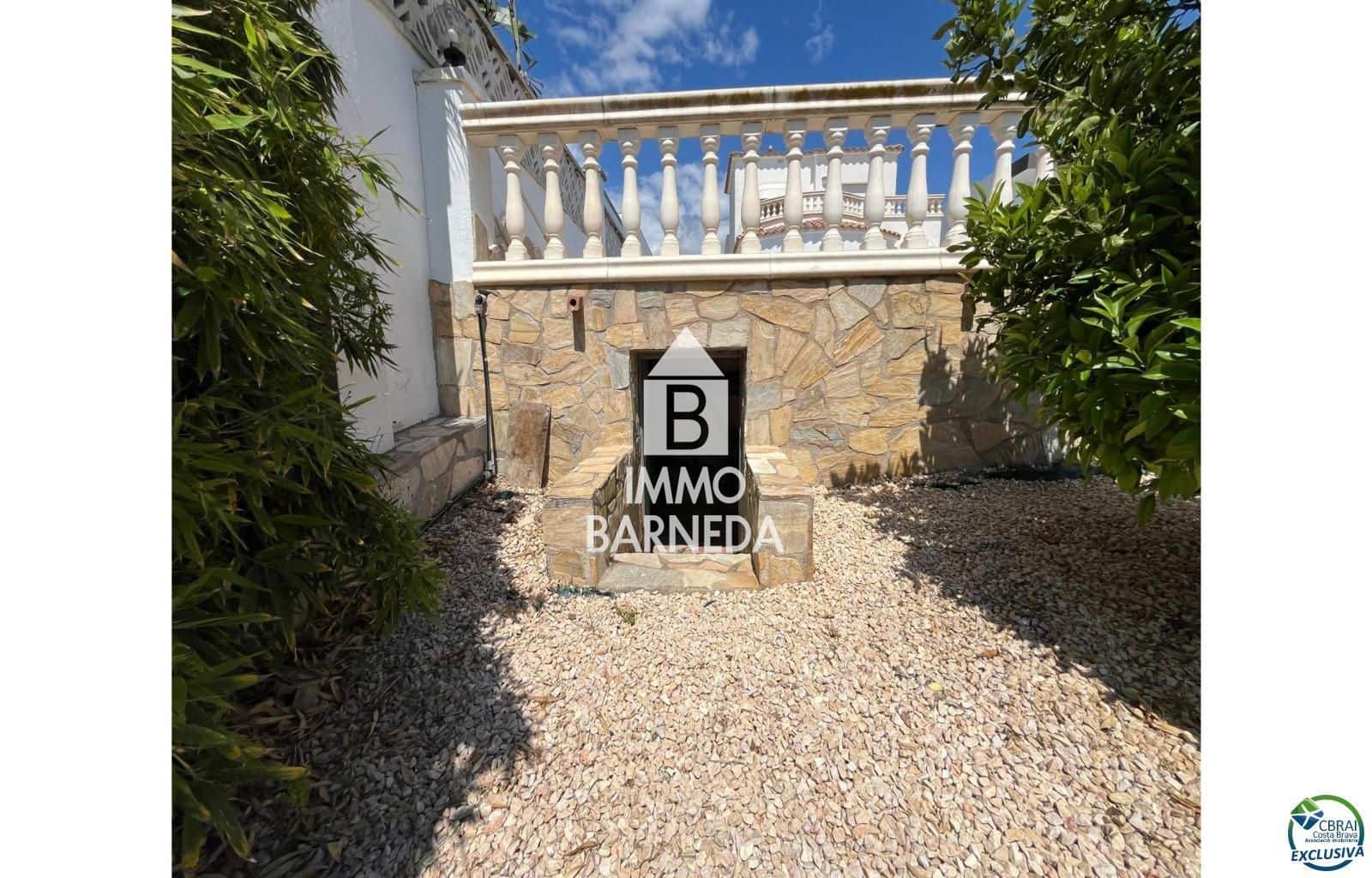3 slaapkamer Villa te koop in Empuriabrava met zwembad garage - € 795.000 (Ref: 9003643)