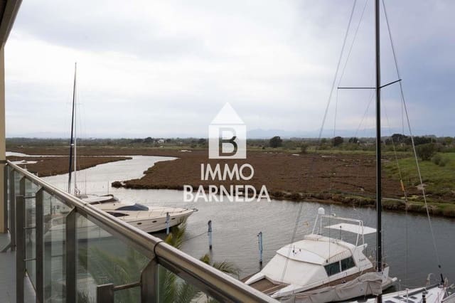 3 bedroom Flat for sale in Santa Margarida, Roses with pool garage - € 480,000 (Ref: 9022218)