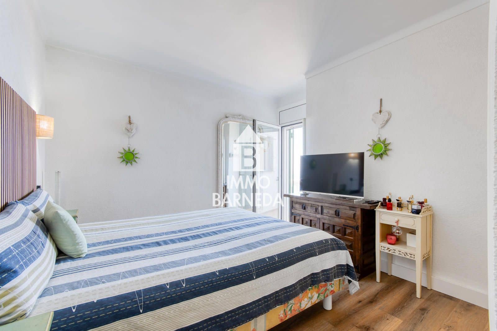 2 bedroom Flat for sale in Roses with pool - € 499,000 (Ref: 9066912)