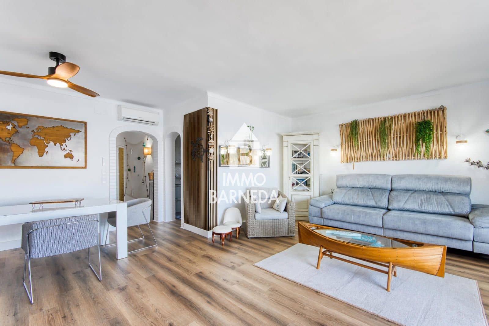 2 bedroom Flat for sale in Roses with pool - € 499,000 (Ref: 9066912)