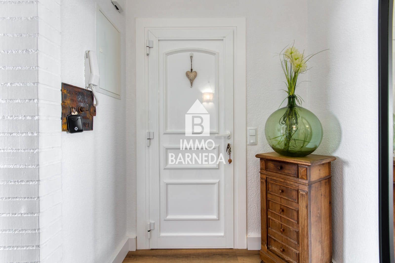 2 bedroom Flat for sale in Roses with pool - € 499,000 (Ref: 9066912)