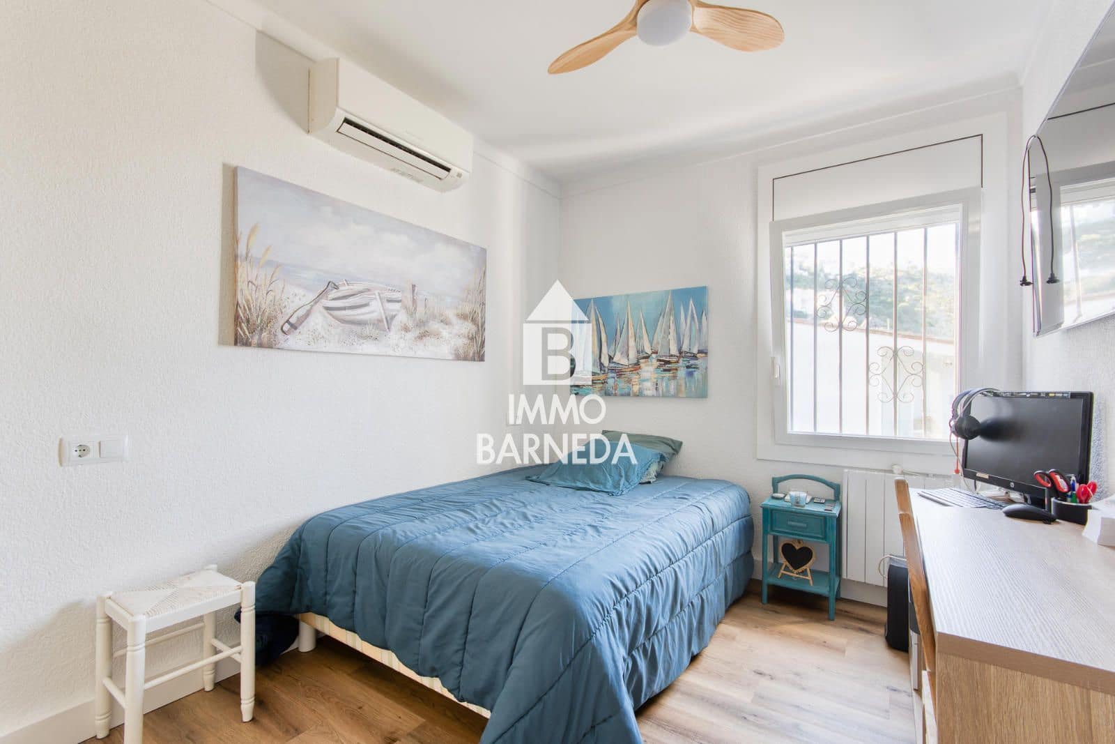 2 bedroom Flat for sale in Roses with pool - € 499,000 (Ref: 9066912)