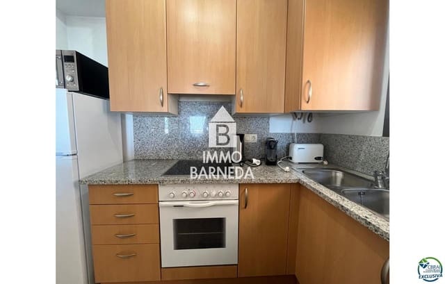 Piso de 2 habitaciones en Empuriabrava, Castelló d'Empúries en venta con garaje - 349.000 € (Ref: 9072306)