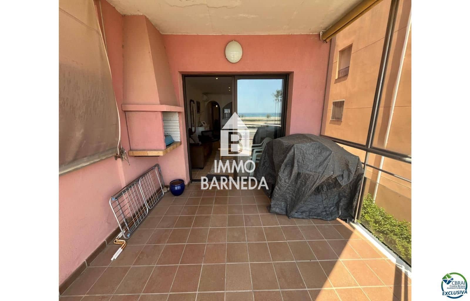 2 bedroom Flat for sale in Empuriabrava with garage - € 349,000 (Ref: 9072306)