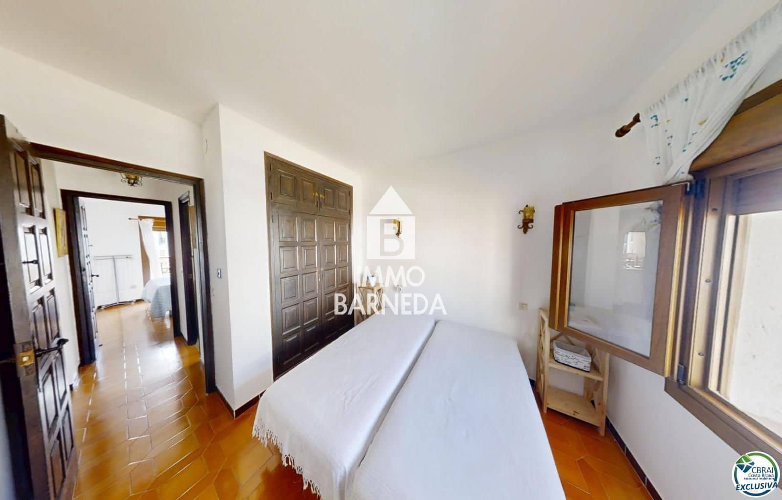 2 bedroom Flat for sale in Empuriabrava with pool garage - € 220,000 (Ref: 9072307)