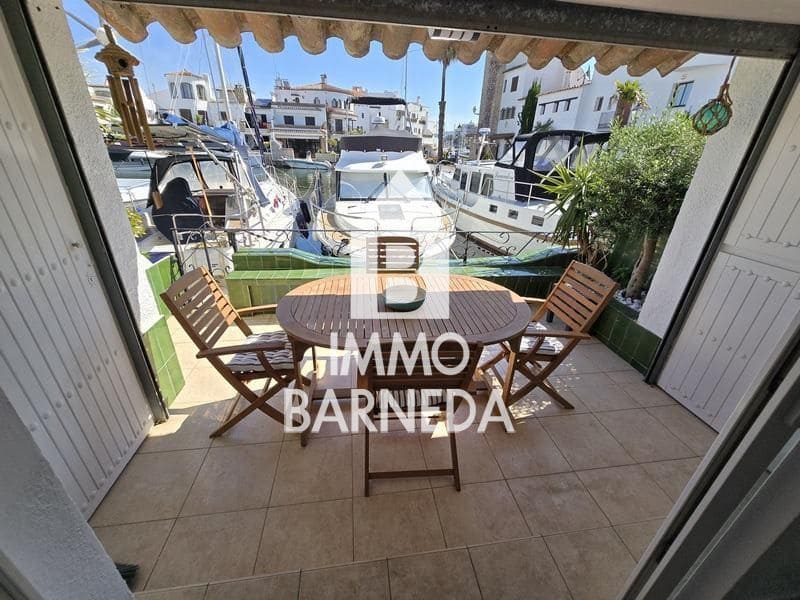 3 sypialnia Willa na sprzedaż w Empuriabrava z garażem - 495 000 € (Ref: 9074332)