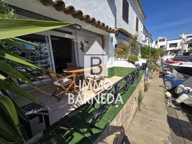 3 sypialnia Willa na sprzedaż w Empuriabrava, Castelló d'Empúries z garażem - 495 000 € (Ref: 9074332)