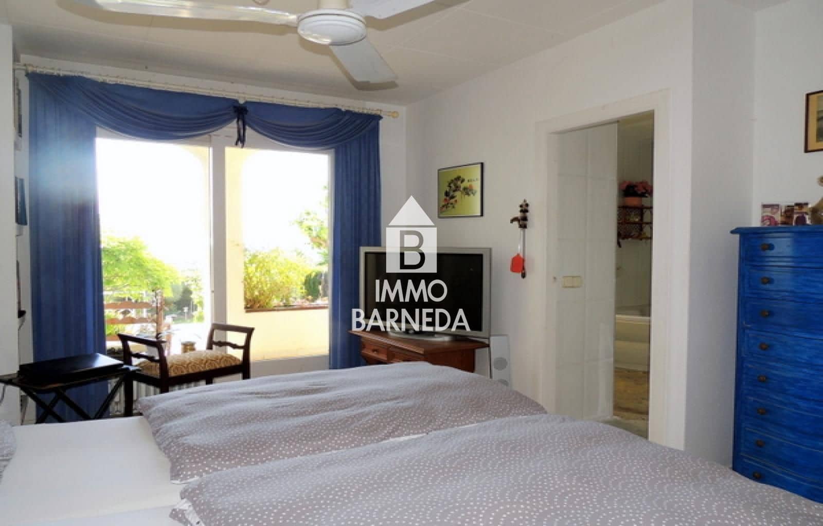 4 bedroom Villa for sale in El Mas Fumats with pool garage - € 645,000 (Ref: 9075478)