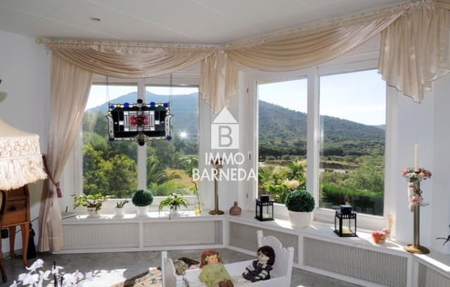 4 bedroom Villa for sale in El Mas Fumats, Roses with pool garage - € 645,000 (Ref: 9075478)