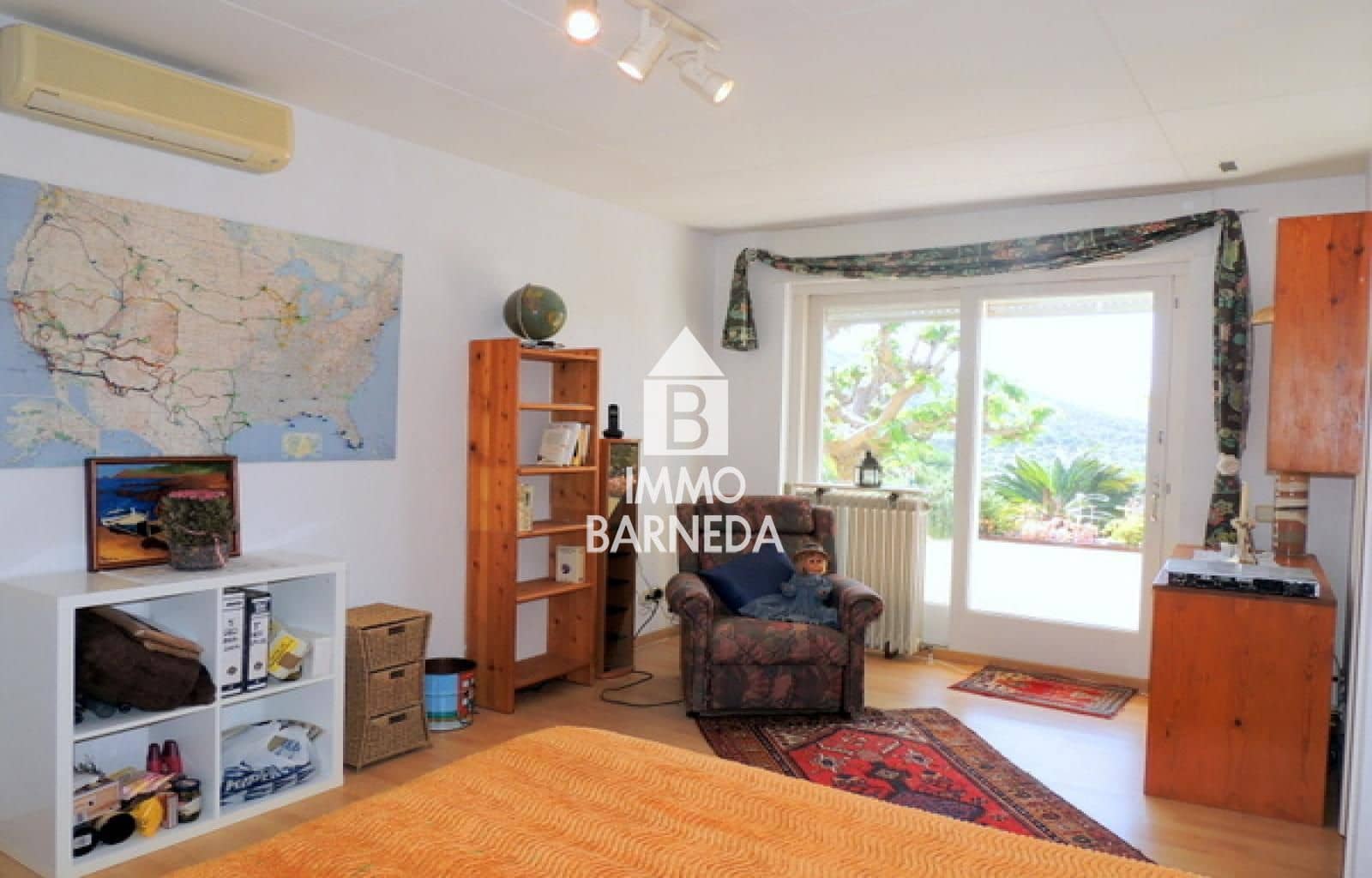 4 bedroom Villa for sale in El Mas Fumats with pool garage - € 645,000 (Ref: 9075478)