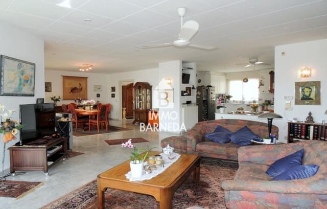 4 bedroom Villa for sale in El Mas Fumats, Roses with pool garage - € 645,000 (Ref: 9075478)