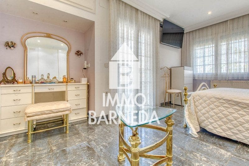 5 soveværelse Villa til salg i Empuriabrava med swimmingpool garage - € 780.000 (Ref: 9108047)